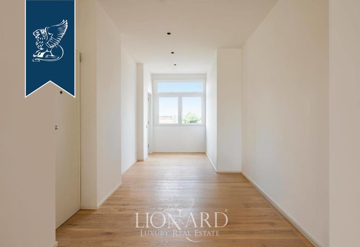 Image No.10-3 Bed Apartment for sale