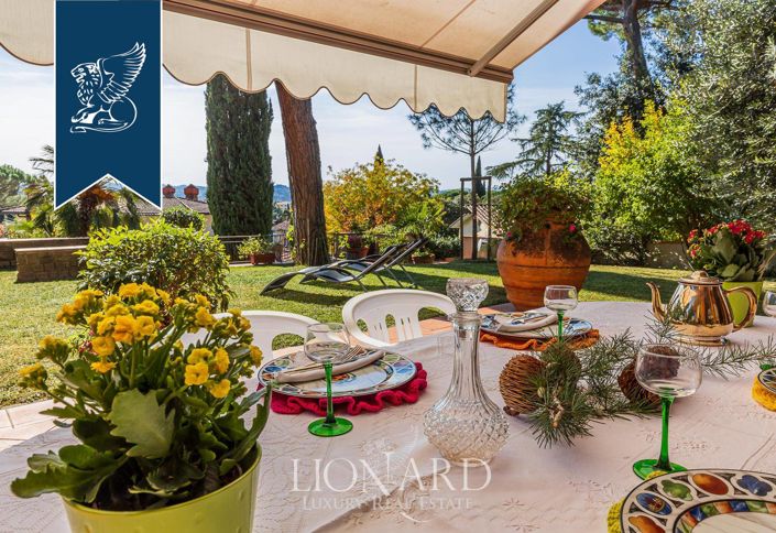 Image No.13-6 Bed Villa for sale