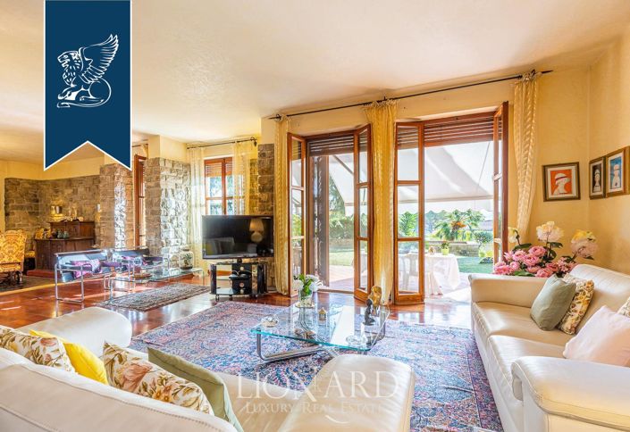 Image No.20-6 Bed Villa for sale