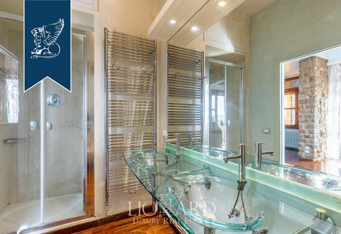 Image No.40-6 Bed Villa for sale