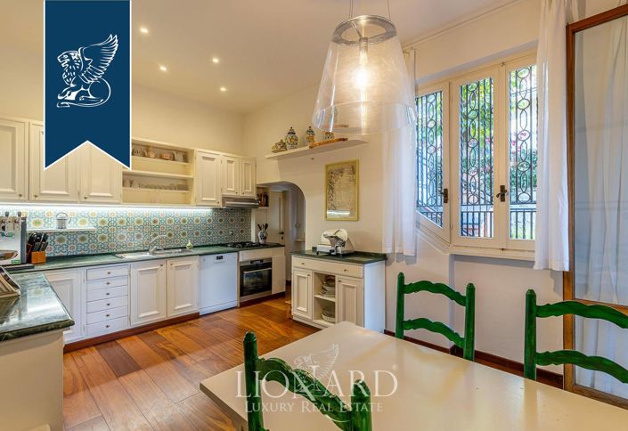 Image No.48-6 Bed Villa for sale