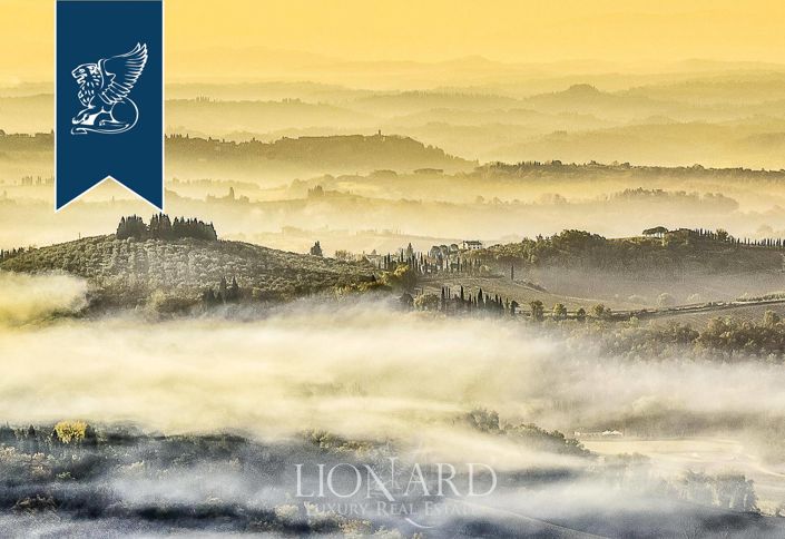 Image No.11-15 Bed Farmhouse for sale