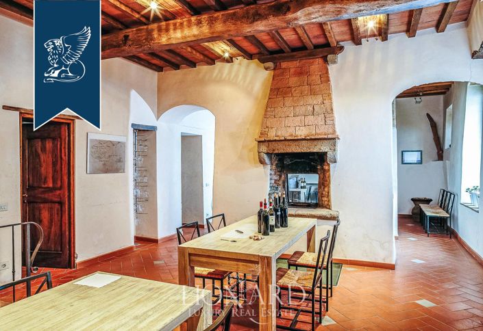 Image No.23-15 Bed Farmhouse for sale