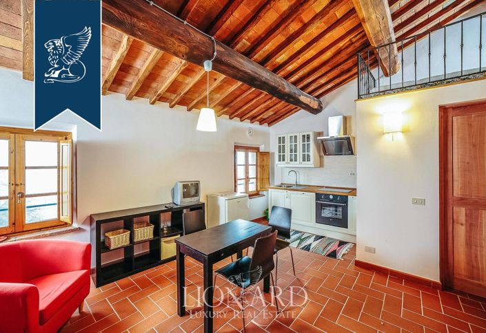 Image No.31-15 Bed Farmhouse for sale