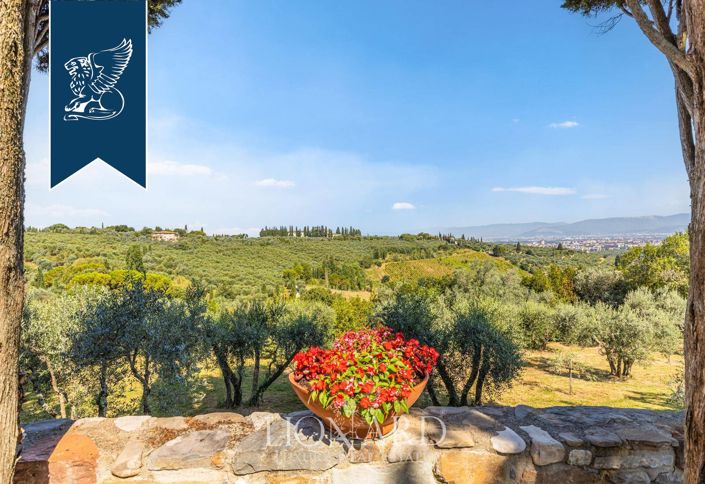 Image No.8-5 Bed Villa for sale