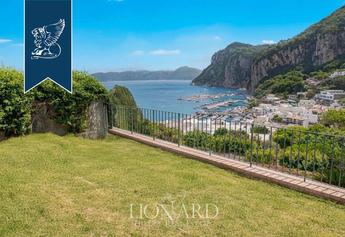 Image No.10-2 Bed Villa for sale