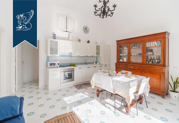 Image No.16-2 Bed Villa for sale