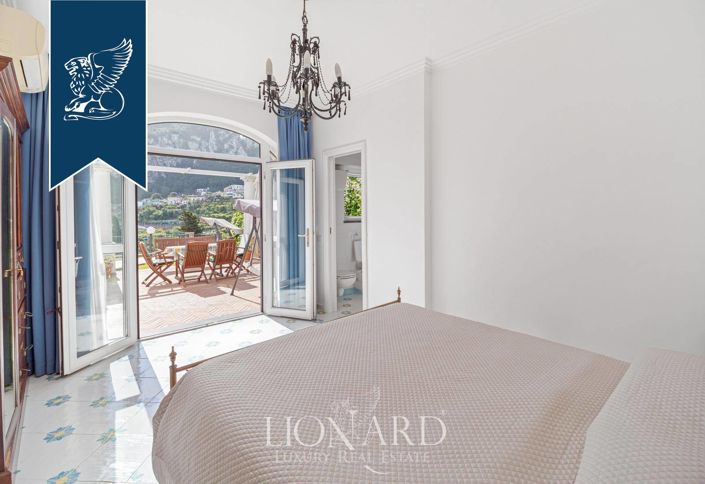 Image No.18-2 Bed Villa for sale