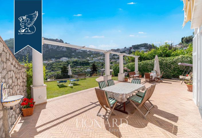 Image No.8-2 Bed Villa for sale