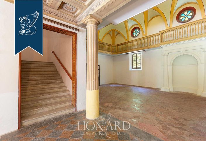 Image No.19-30 Bed Property for sale