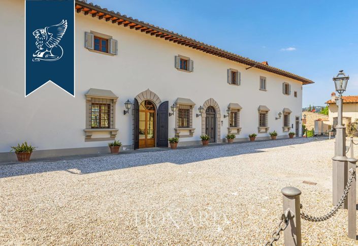 Image No.20-9 Bed Country House for sale