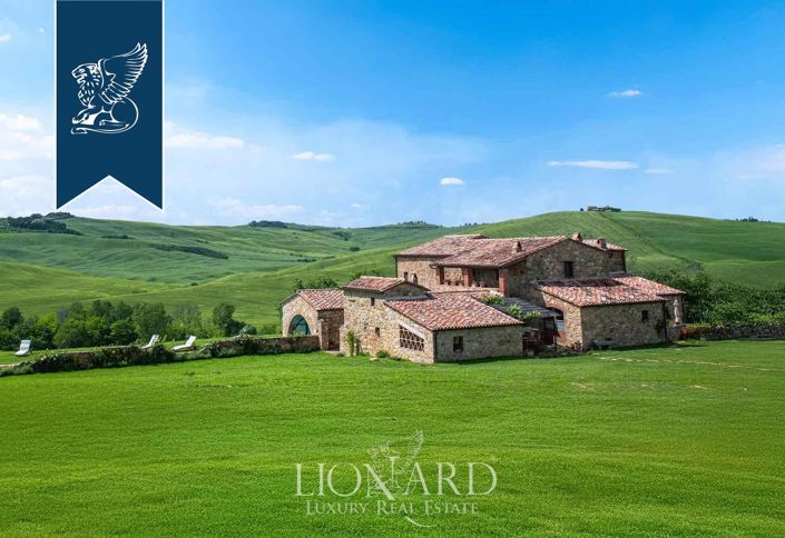 Image No.4-7 Bed Villa for sale