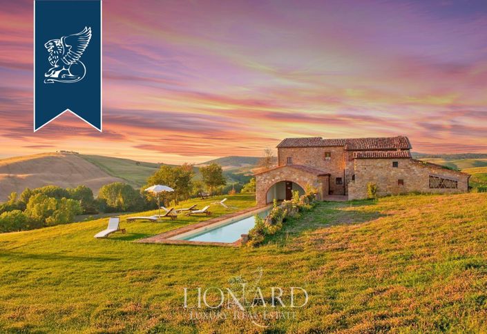 Image No.6-7 Bed Villa for sale