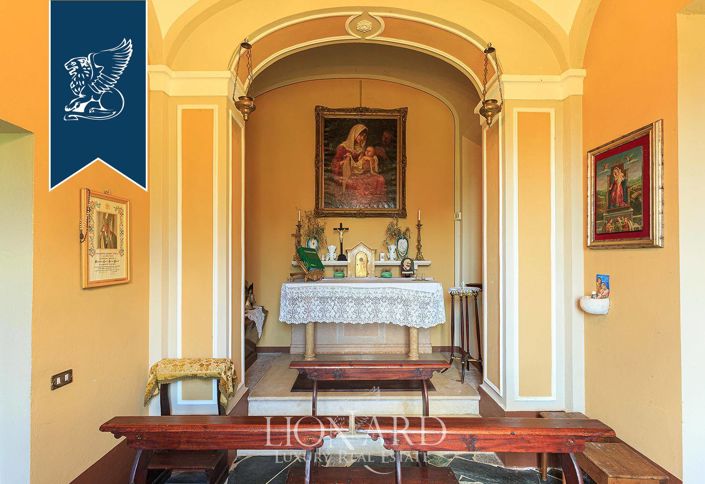 Image No.18-9 Bed Villa for sale