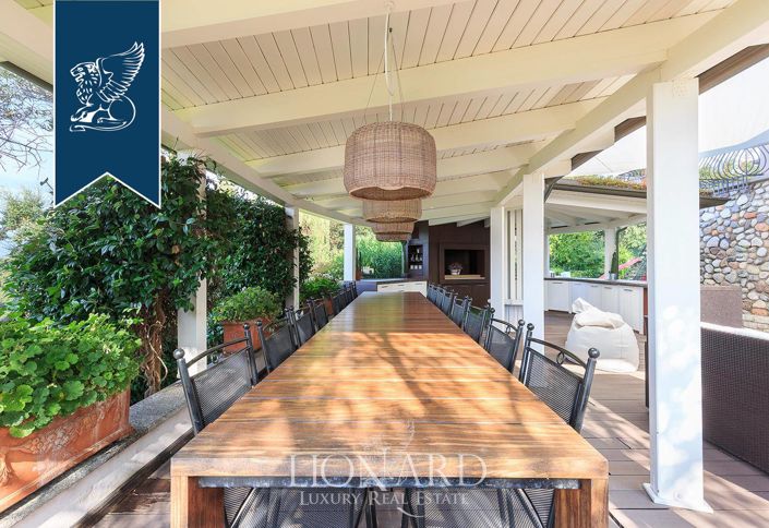 Image No.17-5 Bed Villa for sale