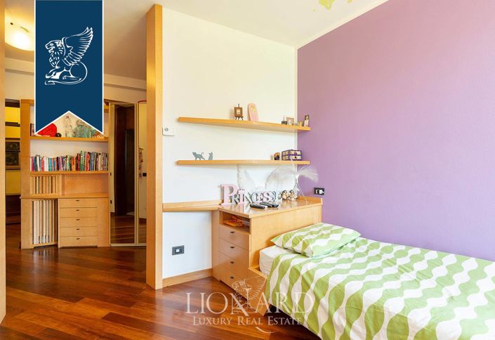 Image No.46-5 Bed Villa for sale