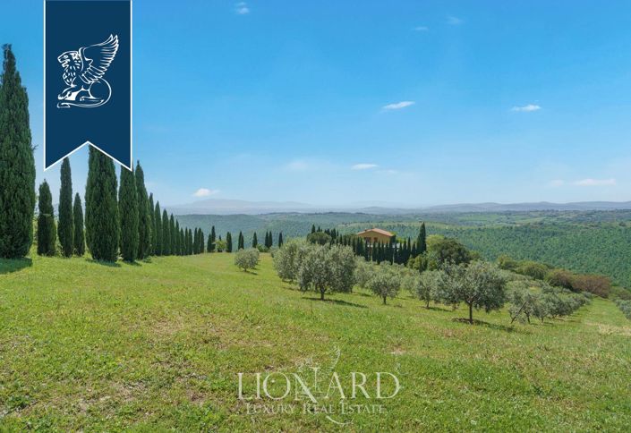 Image No.20-5 Bed Farmhouse for sale