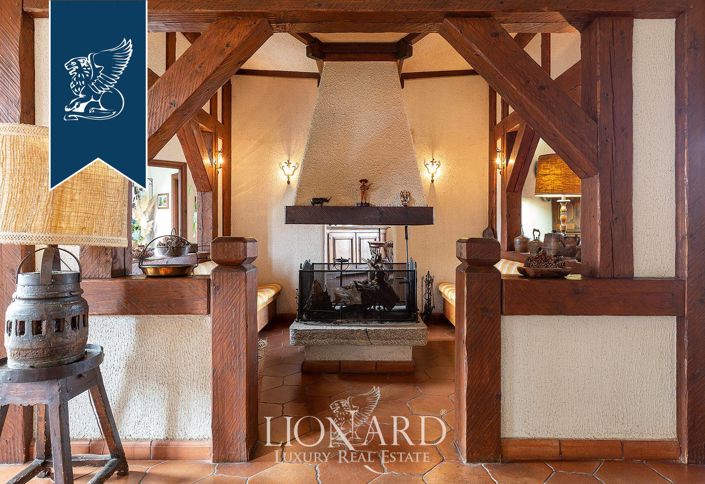 Image No.19-8 Bed Villa for sale