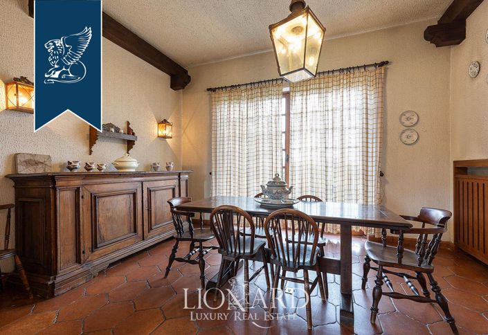 Image No.22-8 Bed Villa for sale