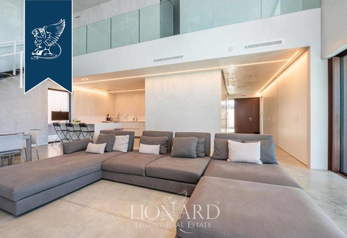 Image No.18-4 Bed Villa for sale