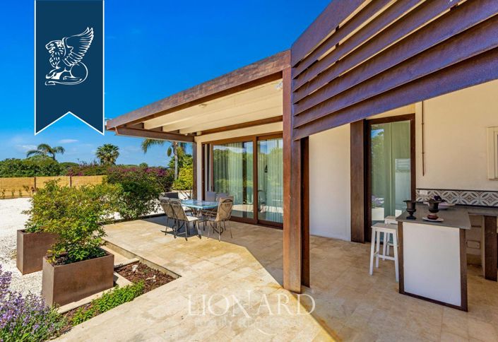 Image No.17-7 Bed Villa for sale