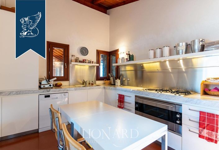 Image No.33-3 Bed Villa for sale