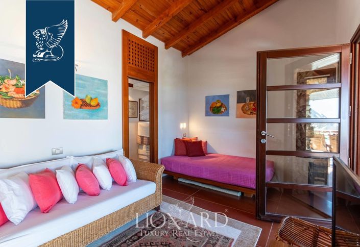 Image No.36-3 Bed Villa for sale