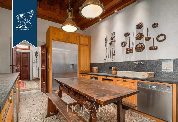 Image No.13-4 Bed Apartment for sale