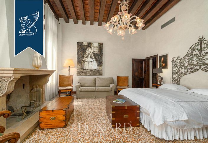 Image No.15-4 Bed Apartment for sale