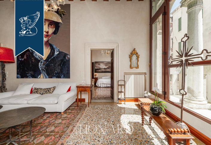 Image No.4-4 Bed Apartment for sale