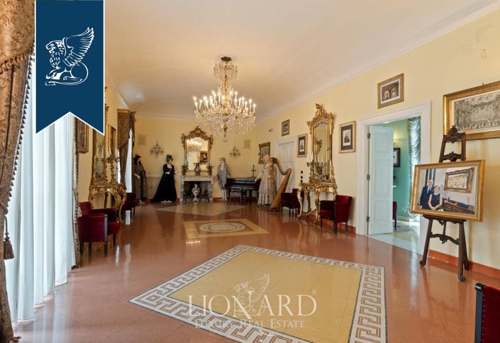Image No.1-15 Bed Property for sale