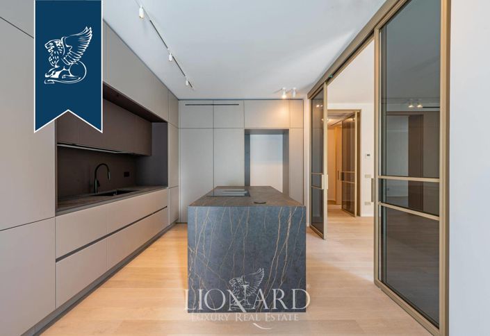 Image No.12-3 Bed Apartment for sale