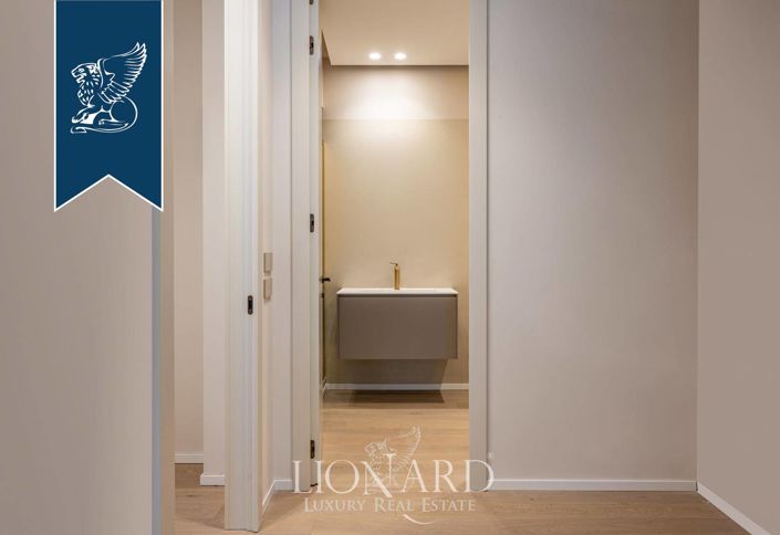 Image No.20-3 Bed Apartment for sale