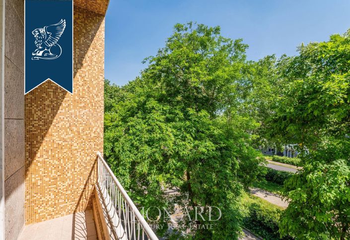 Image No.8-3 Bed Apartment for sale