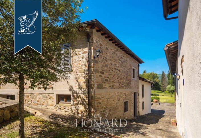 Image No.11-15 Bed Country House for sale