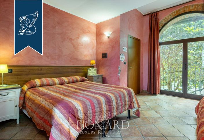 Image No.18-13 Bed Hotel for sale