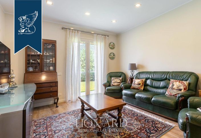 Image No.19-6 Bed Villa for sale