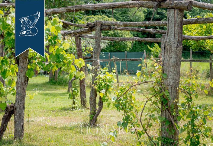 Image No.10-6 Bed Villa for sale