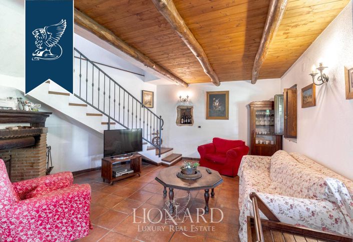 Image No.18-6 Bed Villa for sale