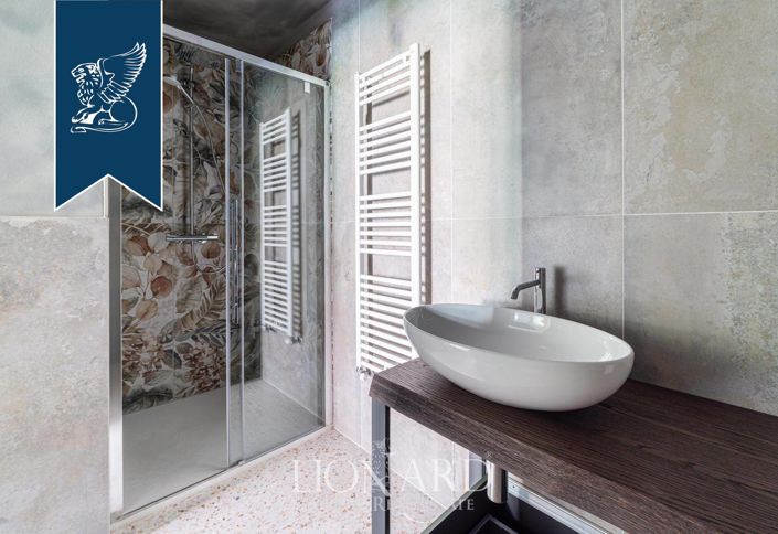 Image No.20-4 Bed Apartment for sale