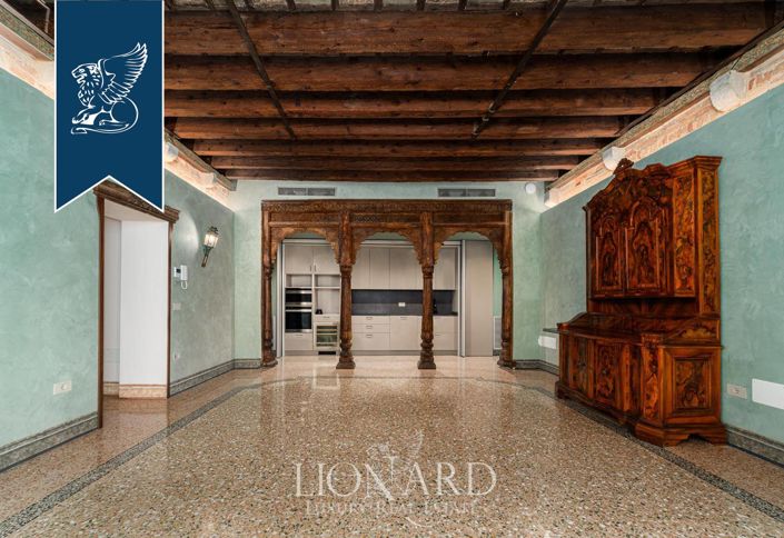 Image No.8-4 Bed Apartment for sale