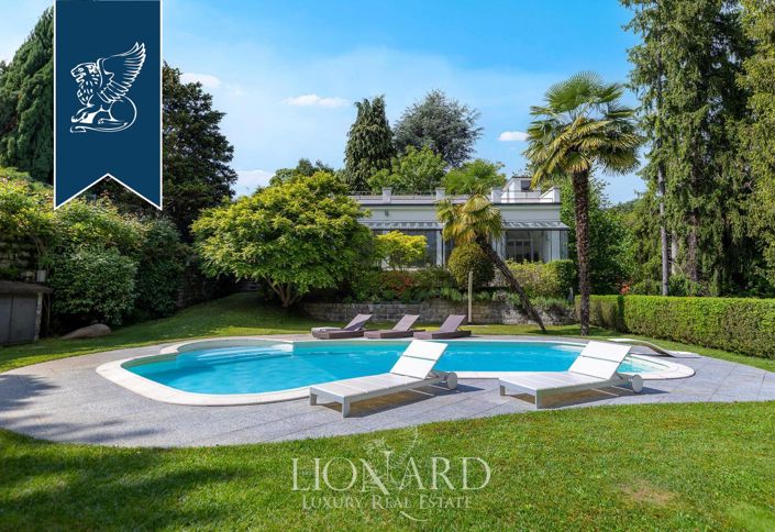 Image No.5-8 Bed Villa for sale