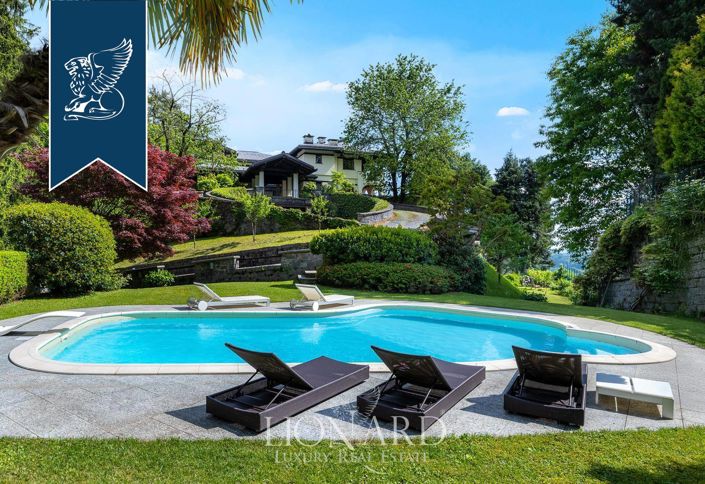 Image No.6-8 Bed Villa for sale