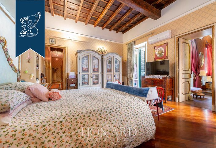 Image No.12-5 Bed Apartment for sale