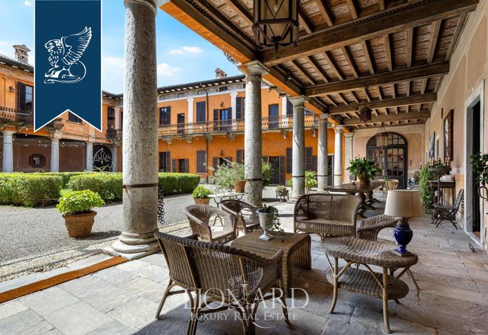 Image No.4-10 Bed Villa for sale