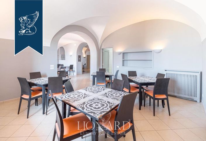 Image No.18-13 Bed Hotel for sale