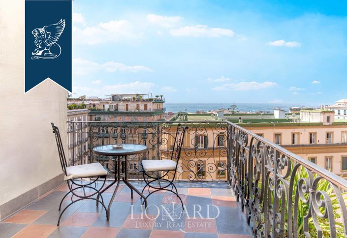 Image No.4-13 Bed Hotel for sale