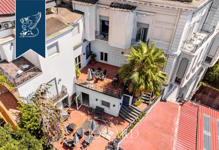 Image No.5-13 Bed Hotel for sale