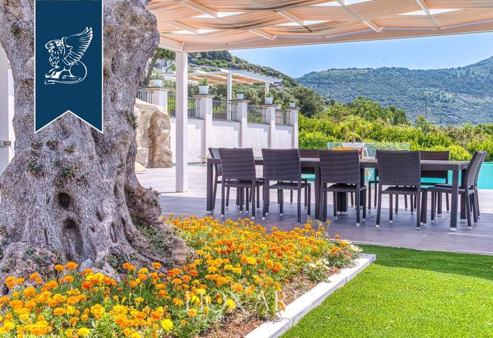 Image No.6-4 Bed Villa for sale