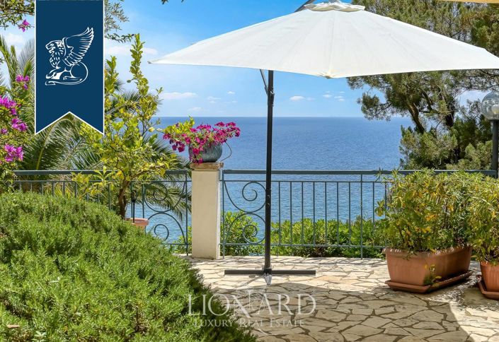 Image No.12-4 Bed Villa for sale